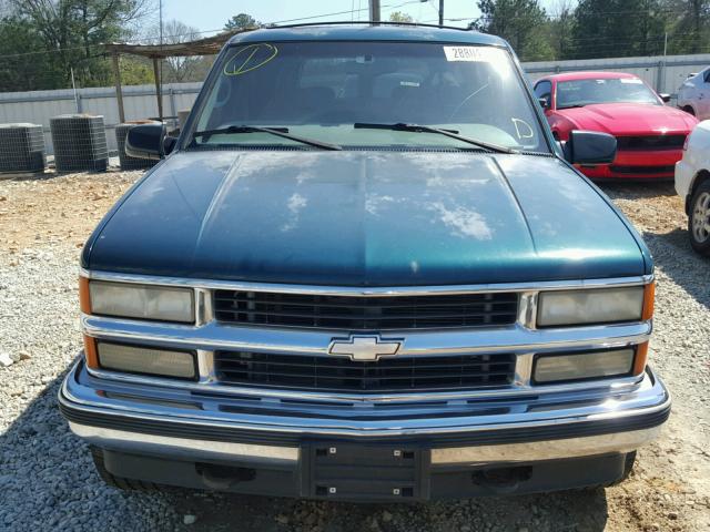 1GNFK16RXVJ411043 - 1997 CHEVROLET SUBURBAN K GREEN photo 9