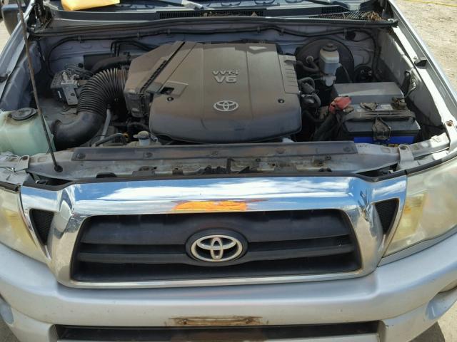 5TEJU62N87Z460442 - 2007 TOYOTA TACOMA DOU SILVER photo 7