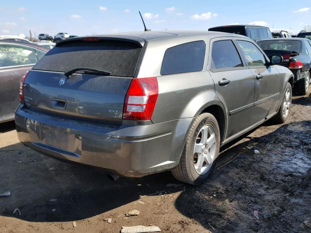 2D4GZ37V68H221894 - 2008 DODGE MAGNUM SXT GRAY photo 4