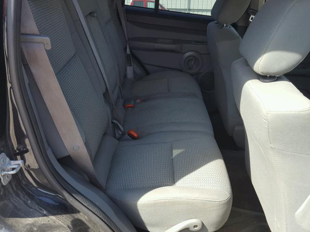 1J8HG48K17C691102 - 2007 JEEP COMMANDER BLACK photo 6