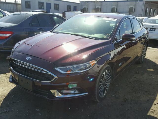 3FA6P0SU6HR276383 - 2017 FORD FUSION TIT MAROON photo 2