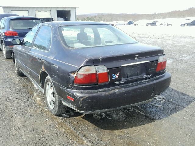 1HGCD5608VA134893 - 1997 HONDA ACCORD SE PURPLE photo 3