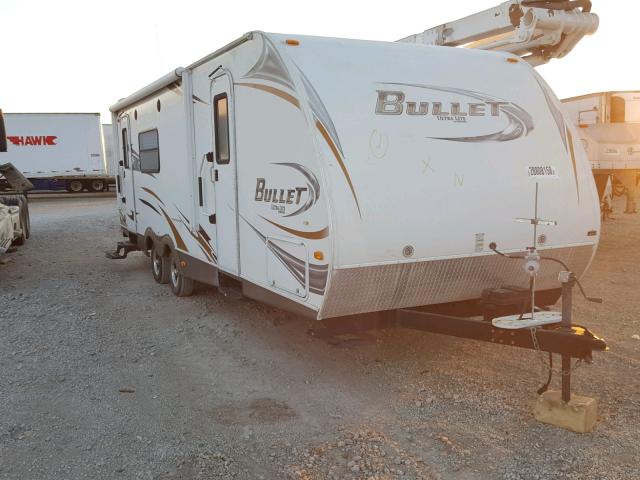 4YDT25025BD421145 - 2011 KEYSTONE BULLET WHITE photo 1