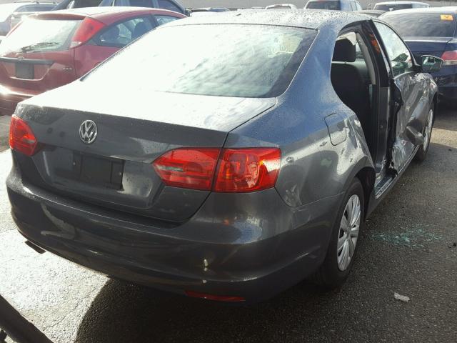 3VW2K7AJ6EM235359 - 2014 VOLKSWAGEN JETTA BASE 灰色 照片 4