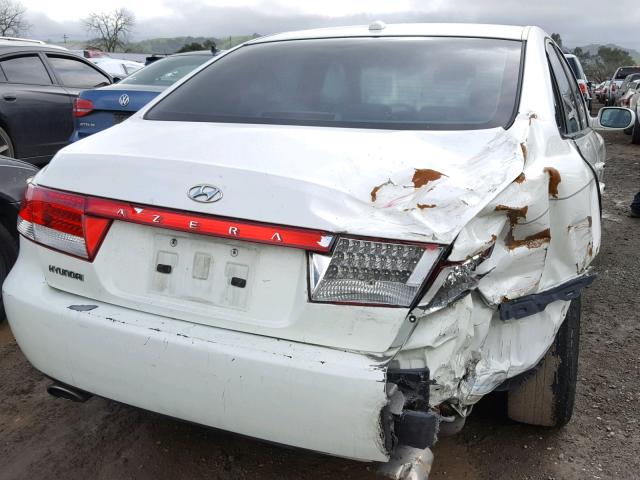 KMHFC46D87A192223 - 2007 HYUNDAI AZERA GLS WHITE photo 4