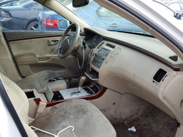 KMHFC46D87A192223 - 2007 HYUNDAI AZERA GLS WHITE photo 5