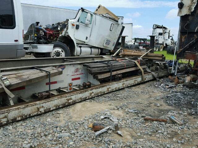 1UYFS2482VA189608 - 1997 UTILITY TRAILER WHITE photo 5