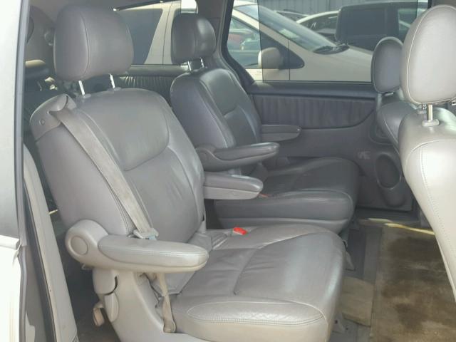 5TDZA22C34S078427 - 2004 TOYOTA SIENNA XLE SILVER photo 6