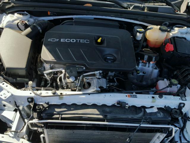 1G1ZJ5SU6HF186792 - 2017 CHEVROLET MALIBU HYB თეთრი ფოტო 7