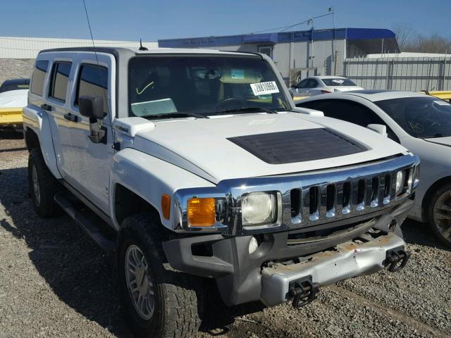 5GTEN13E288133353 - 2008 HUMMER H3 WHITE photo 1