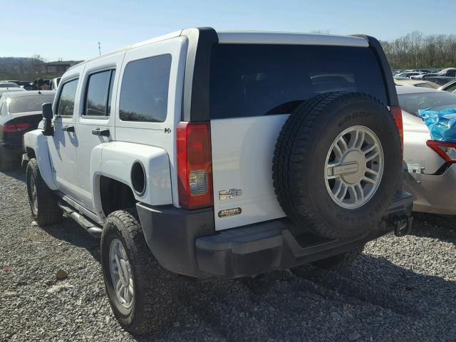 5GTEN13E288133353 - 2008 HUMMER H3 WHITE photo 3