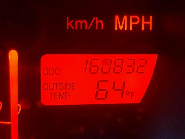 2T1KR32E13C051039 - 2003 TOYOTA MATRIX 银色 照片 8