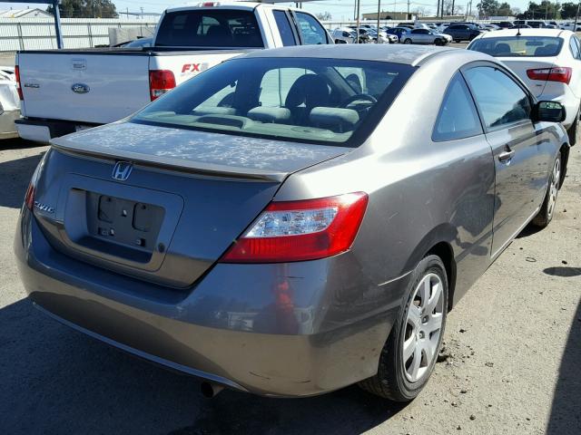 2HGFG12627H535013 - 2007 HONDA CIVIC LX CHARCOAL photo 4