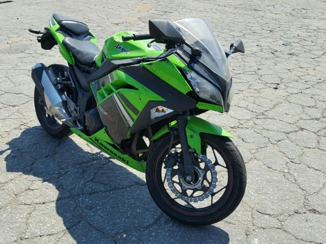 JKAEX8B11EA005385 - 2014 KAWASAKI EX300 B GREEN photo 1