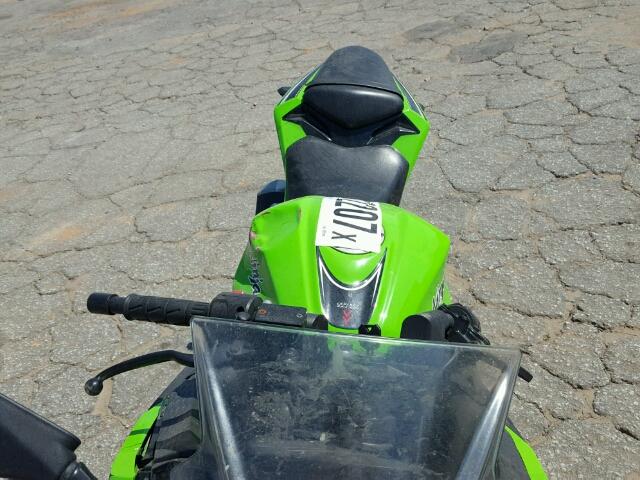 JKAEX8B11EA005385 - 2014 KAWASAKI EX300 B GREEN photo 5