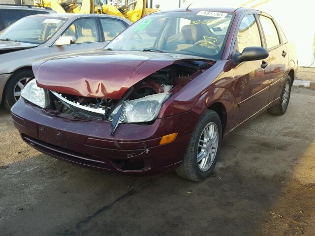 1FAFP34N66W196891 - 2006 FORD FOCUS ZX4 MAROON photo 2