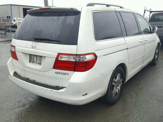 5FNRL38605B424537 - 2005 HONDA ODYSSEY EX WHITE photo 4