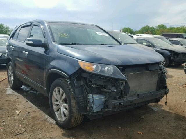 5XYKU4A20BG001831 - 2011 KIA SORENTO EX BLUE photo 1