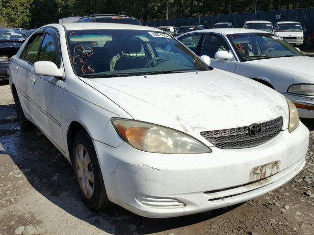 4T1BE32K12U045580 - 2002 TOYOTA CAMRY LE WHITE photo 1