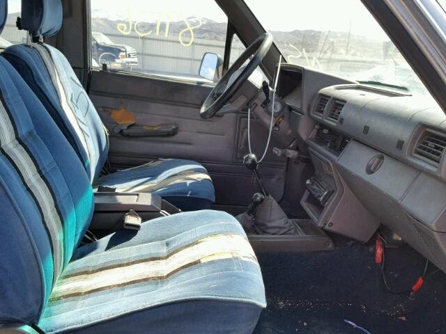 JT4RN62D2K0239595 - 1989 TOYOTA 4RUNNER RN BLUE photo 5