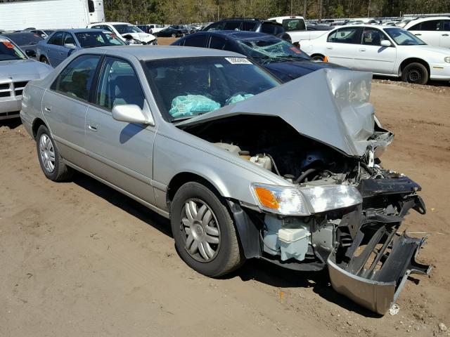 4T1BG22K2YU699260 - 2000 TOYOTA CAMRY CE SILVER photo 1