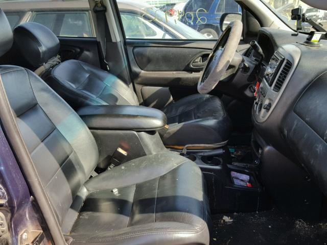 1FMCU94104KB64220 - 2004 FORD ESCAPE LIM BLUE photo 5