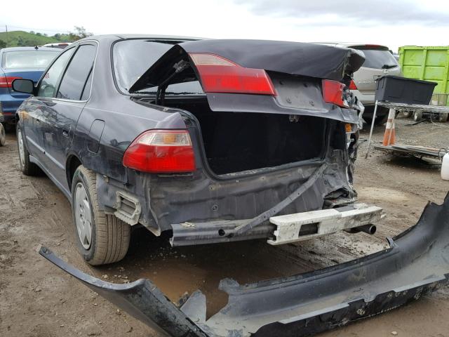 1HGCG1646WA005751 - 1998 HONDA ACCORD LX PURPLE photo 3