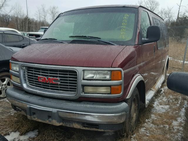 1GDFG15R811230735 - 2001 GMC SAVANA RV MAROON photo 2