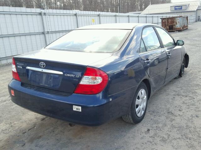 4T1BE32K12U537171 - 2002 TOYOTA CAMRY LE BLUE photo 4