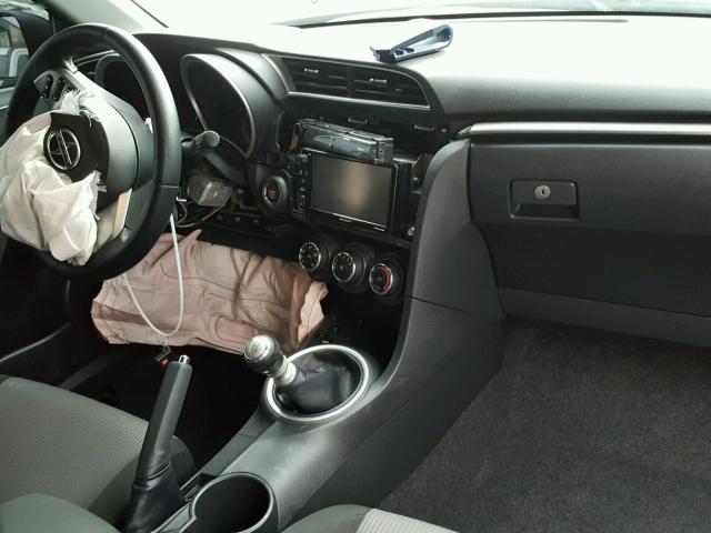 JTKJF5C72GJ015444 - 2016 TOYOTA SCION TC 黑色 照片 9