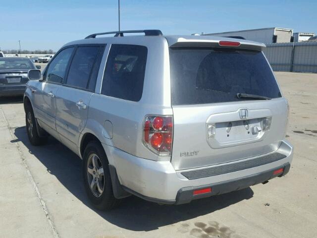 5FNYF28786B006136 - 2006 HONDA PILOT EX SILVER photo 3