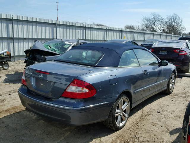 WDBTK56G26T062322 - 2006 MERCEDES-BENZ CLK 350 BLUE photo 4