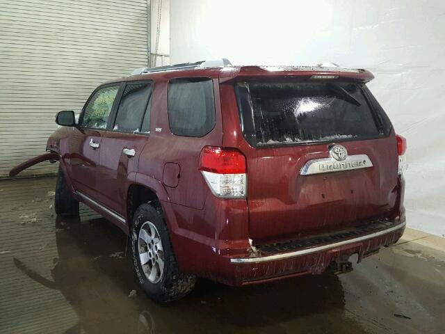 JTEBU5JR2B5055252 - 2011 TOYOTA 4RUNNER SR RED photo 3