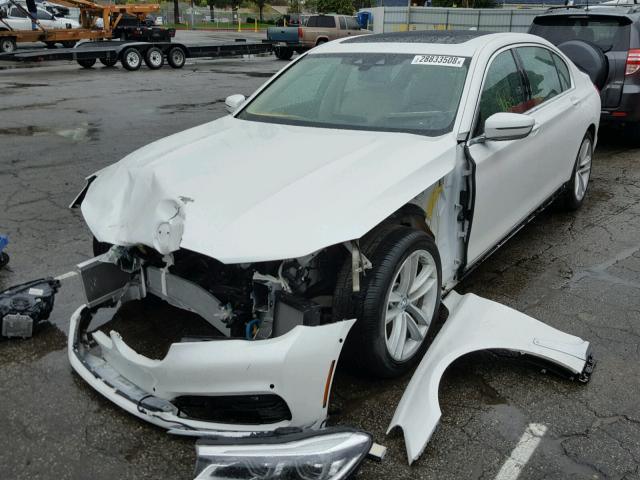 WBA7F0C56GGL99404 - 2016 BMW 750 I WHITE photo 2