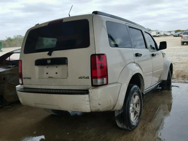 1D8GU28KX7W663721 - 2007 DODGE NITRO SXT WHITE photo 4