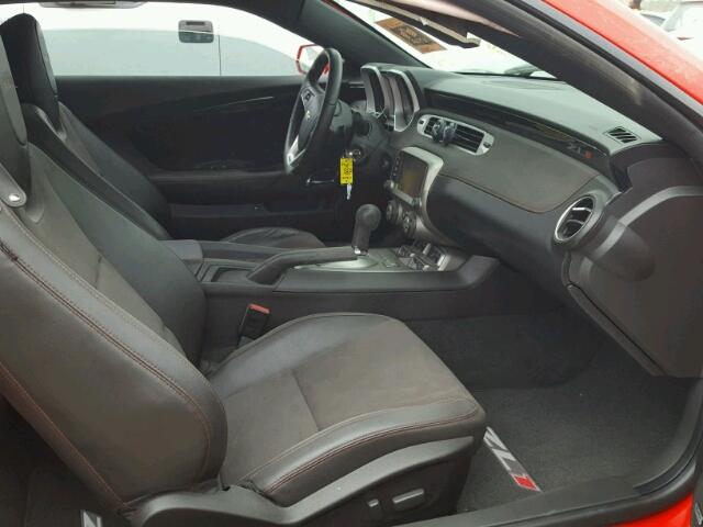 2G1FM1EP5F9801718 - 2015 CHEVROLET CAMARO ZL1 红色 照片 5
