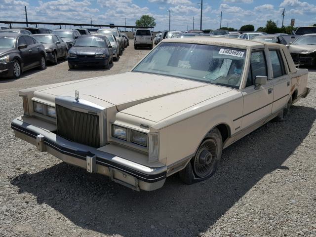 1LNBP96F1DY608875 - 1983 LINCOLN TOWN CAR BEIGE photo 2