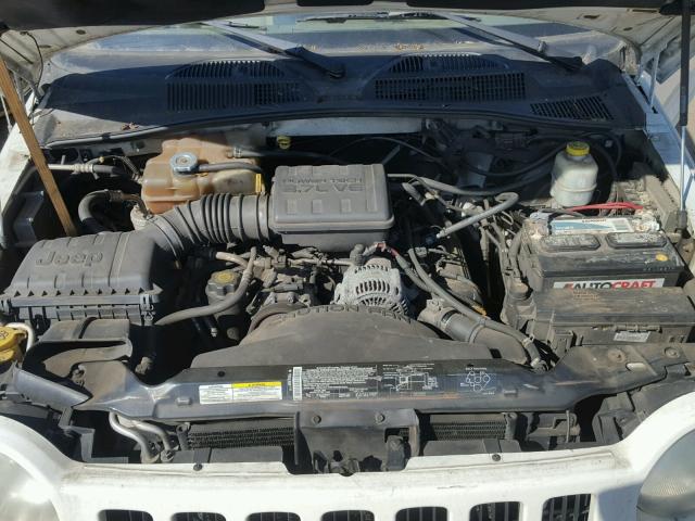 1J4GK58K83W730469 - 2003 JEEP LIBERTY LI WHITE photo 7