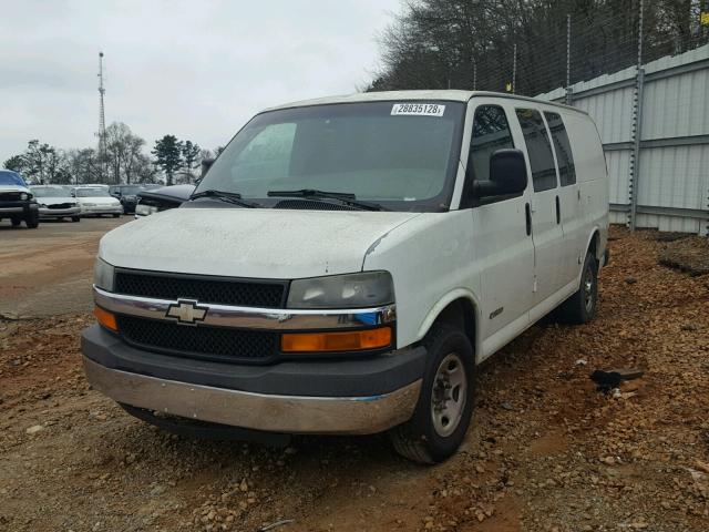 1GCGG25U031193489 - 2003 CHEVROLET EXPRESS G2 WHITE photo 2