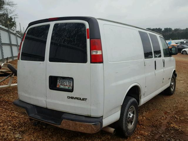 1GCGG25U031193489 - 2003 CHEVROLET EXPRESS G2 WHITE photo 4