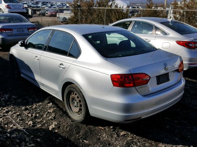 3VWDZ7AJ5BM371353 - 2011 VOLKSWAGEN JETTA SE SILVER photo 3