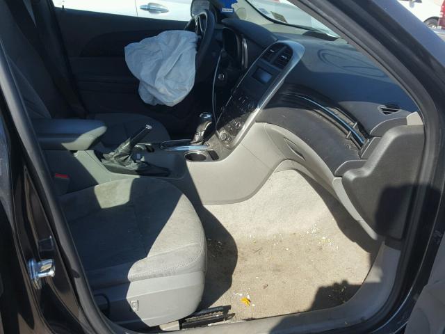 1G11B5SL4FF342181 - 2015 CHEVROLET MALIBU LS ნაცრისფერი ფოტო 5