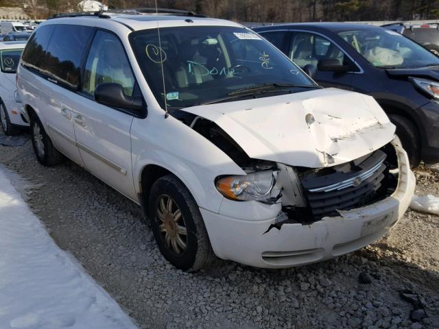 2A4GP54LX6R844762 - 2006 CHRYSLER TOWN & COU WHITE photo 1