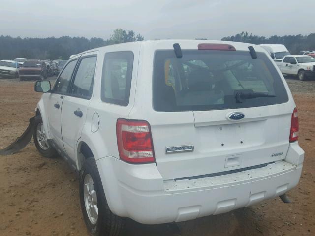 1FMCU0C74AKD46807 - 2010 FORD ESCAPE XLS WHITE photo 3