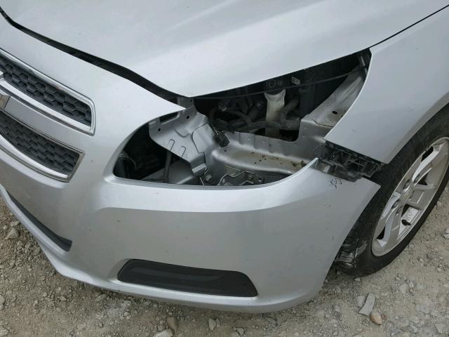 1G11C5SA1DF178123 - 2013 CHEVROLET MALIBU 1LT SILVER photo 9