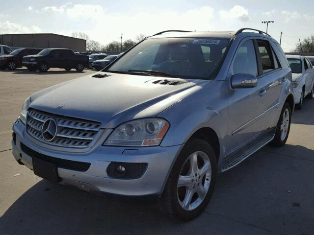 4JGBB86E77A233118 - 2007 MERCEDES-BENZ ML 350 SILVER photo 2