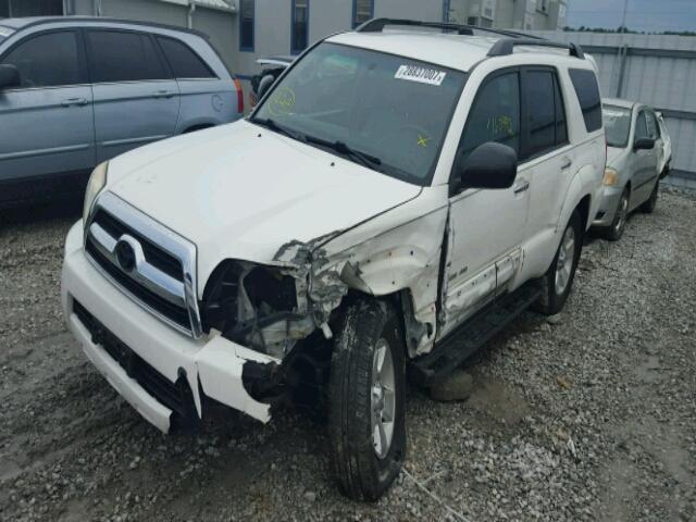 JTEBU14R078084372 - 2007 TOYOTA 4RUNNER SR WHITE photo 2