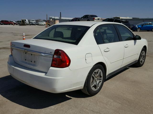 1G1ZS57N37F205912 - 2007 CHEVROLET MALIBU LS WHITE photo 4
