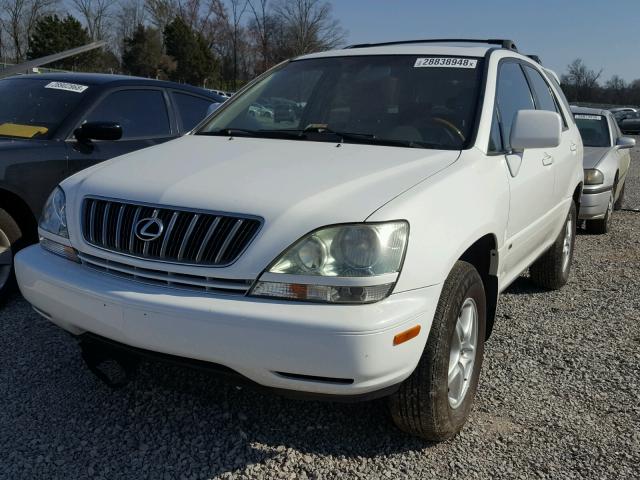 JTJHF10U920283007 - 2002 LEXUS RX 300 WHITE photo 2