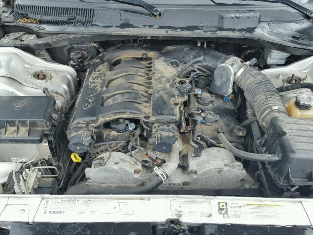 2C3KA53G57H715412 - 2007 CHRYSLER 300 TOURIN SILVER photo 7